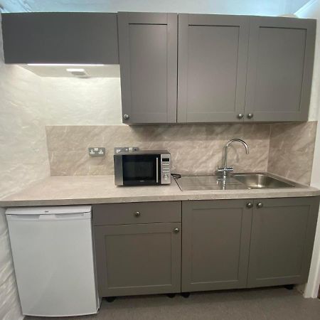 Victorian Police Station Apartment ลอนเซสตัน ภายนอก รูปภาพ
