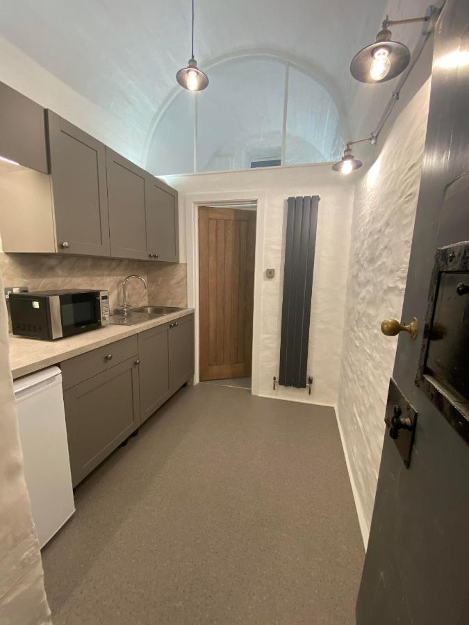 Victorian Police Station Apartment ลอนเซสตัน ภายนอก รูปภาพ