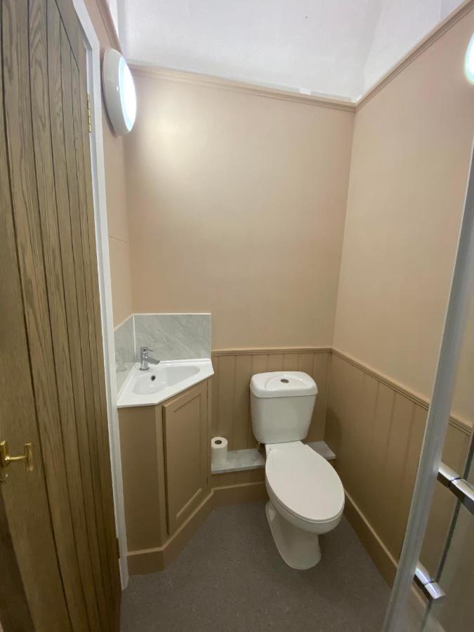 Victorian Police Station Apartment ลอนเซสตัน ภายนอก รูปภาพ
